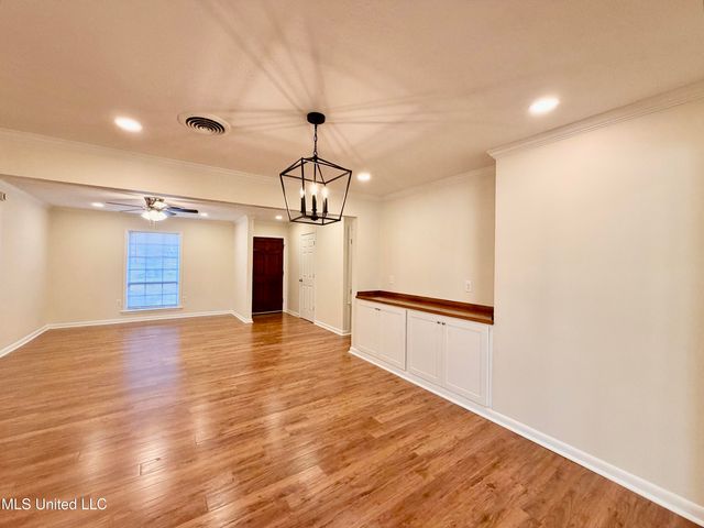 1406 Post Road, Clinton, MS 39056