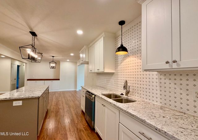 1406 Post Road, Clinton, MS 39056