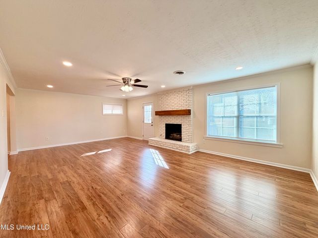 1406 Post Road, Clinton, MS 39056