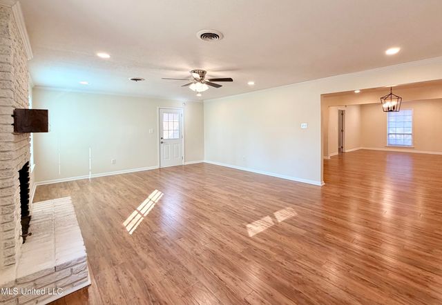 1406 Post Road, Clinton, MS 39056