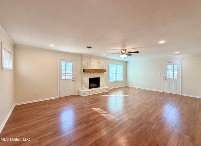 1406 Post Road, Clinton, MS 39056