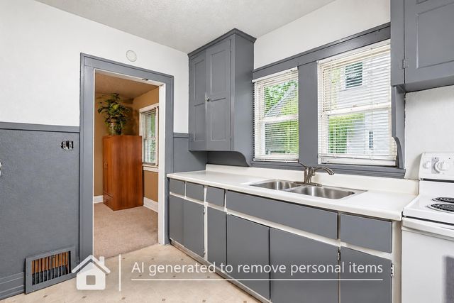 140 Argyle Street, Waterloo, IA 50703
