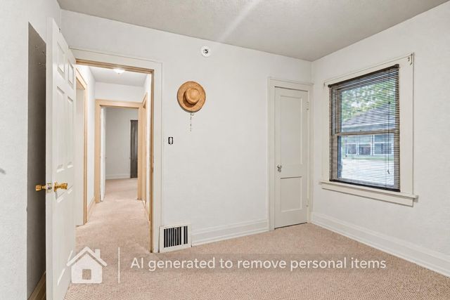 140 Argyle Street, Waterloo, IA 50703