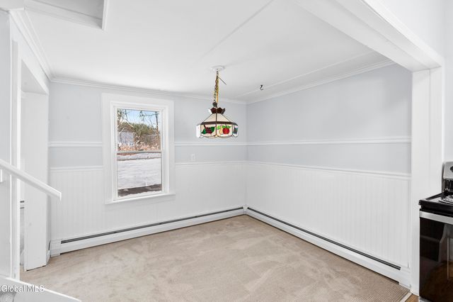 4 Moore Road, East Greenbush, NY 12061