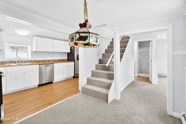 4 Moore Road, East Greenbush, NY 12061