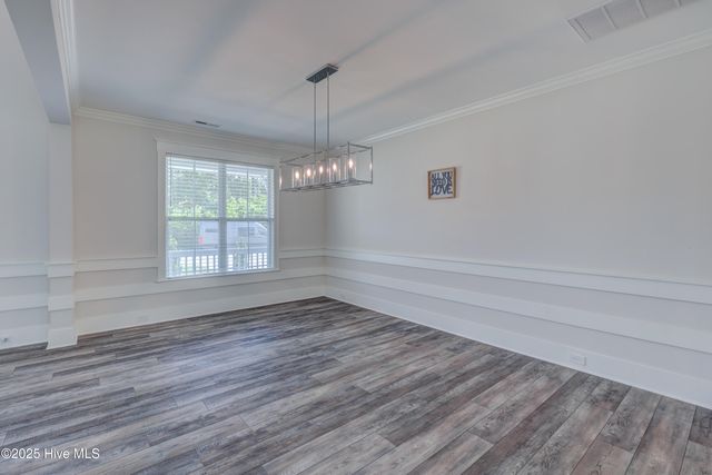 374 Yucca Lane, Wilmington, NC 28412