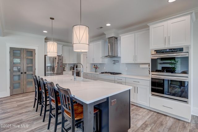 374 Yucca Lane, Wilmington, NC 28412