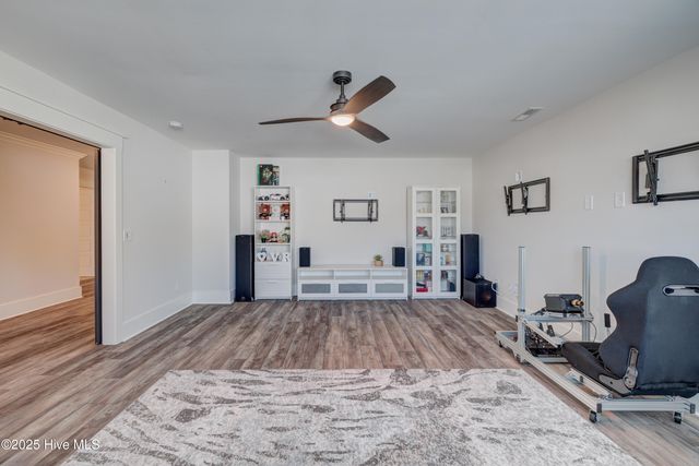 374 Yucca Lane, Wilmington, NC 28412