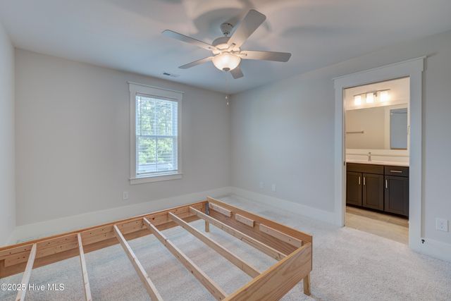 374 Yucca Lane, Wilmington, NC 28412