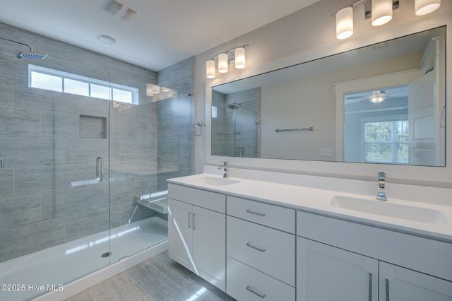 374 Yucca Lane, Wilmington, NC 28412