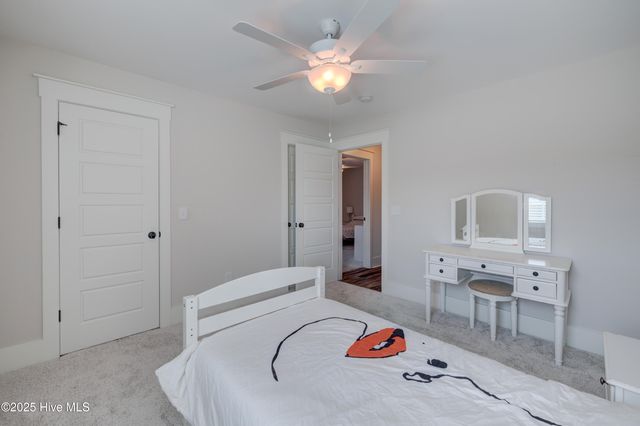 374 Yucca Lane, Wilmington, NC 28412