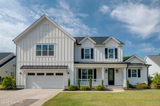 374 Yucca Lane, Wilmington, NC 28412
