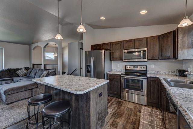 342 E BENGAL DR, Rapid City, SD 57701