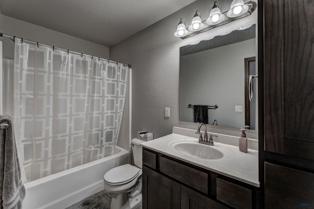342 E BENGAL DR, Rapid City, SD 57701