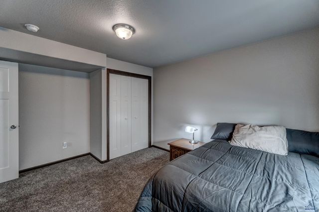 342 E BENGAL DR, Rapid City, SD 57701