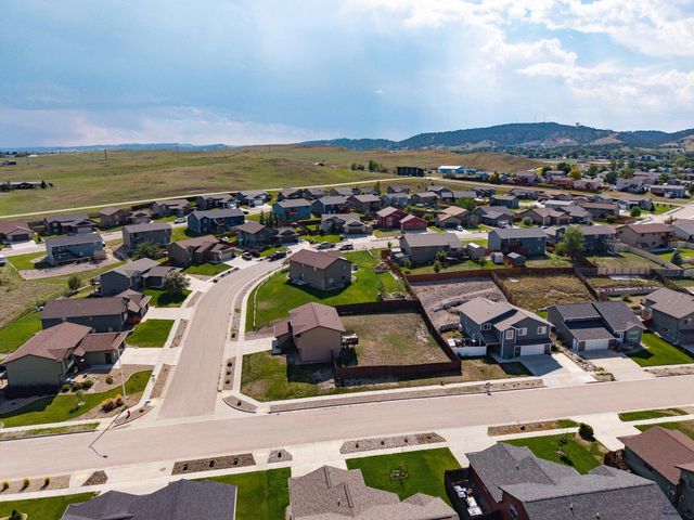 342 E BENGAL DR, Rapid City, SD 57701