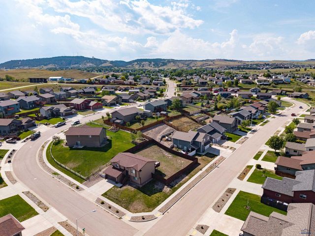 342 E BENGAL DR, Rapid City, SD 57701