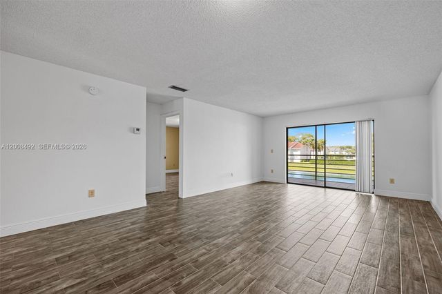 145 Lake Nancy Ln 230, West Palm Beach, FL 33411