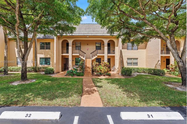 145 Lake Nancy Ln 230, West Palm Beach, FL 33411