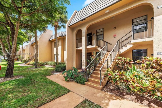 145 Lake Nancy Ln 230, West Palm Beach, FL 33411