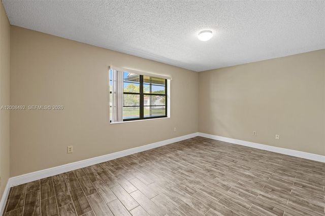 145 Lake Nancy Ln 230, West Palm Beach, FL 33411