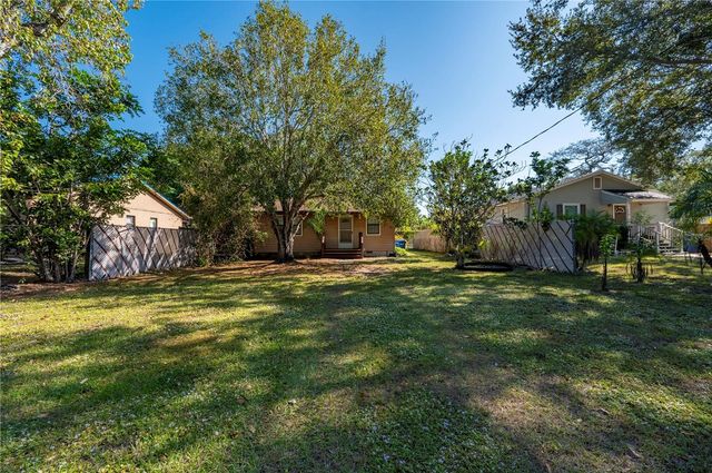 216 GLENWOOD AVENUE, Osprey, FL 34229