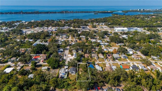 216 GLENWOOD AVENUE, Osprey, FL 34229