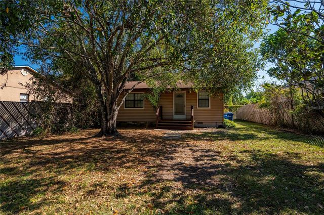 216 GLENWOOD AVENUE, Osprey, FL 34229