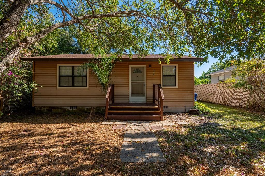 216 GLENWOOD AVENUE, Osprey, FL 34229