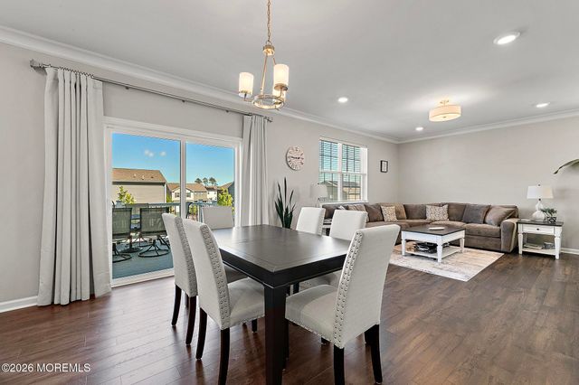 14 Wright Road, Barnegat, NJ 08005