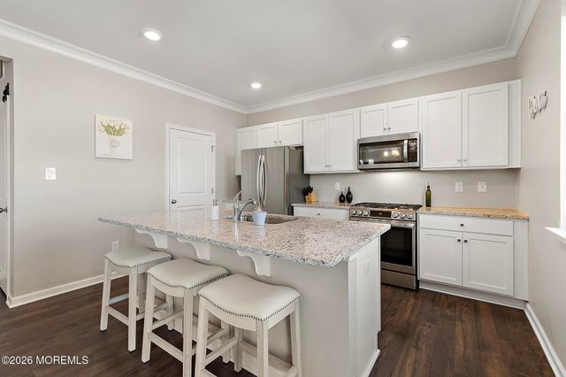 14 Wright Road, Barnegat, NJ 08005