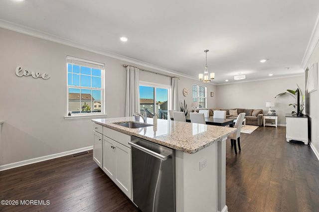 14 Wright Road, Barnegat, NJ 08005