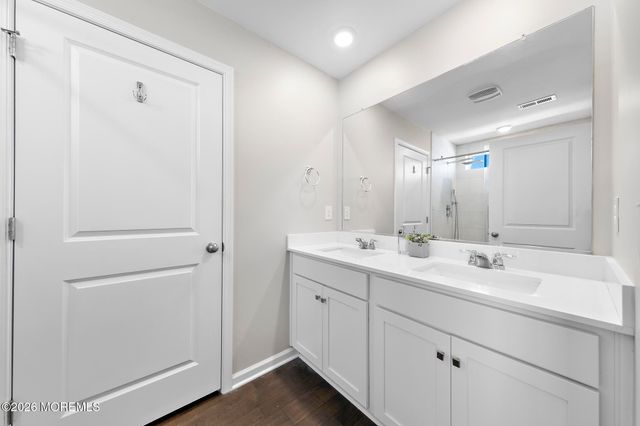 14 Wright Road, Barnegat, NJ 08005