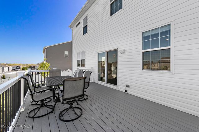14 Wright Road, Barnegat, NJ 08005