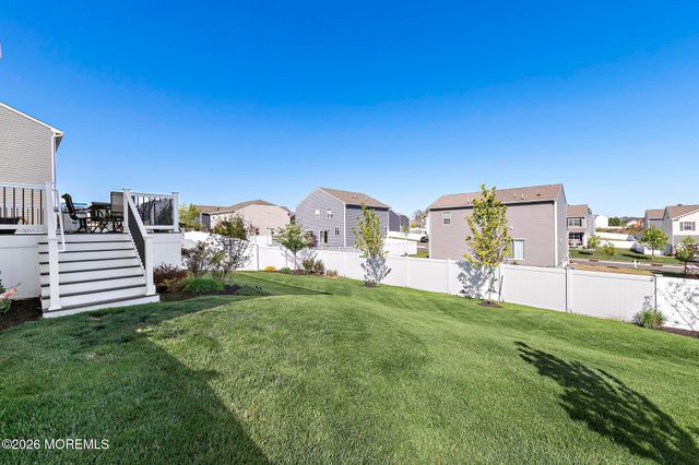 14 Wright Road, Barnegat, NJ 08005