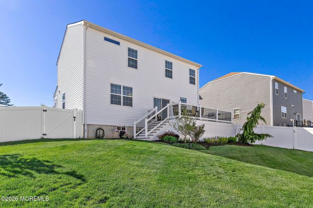 14 Wright Road, Barnegat, NJ 08005