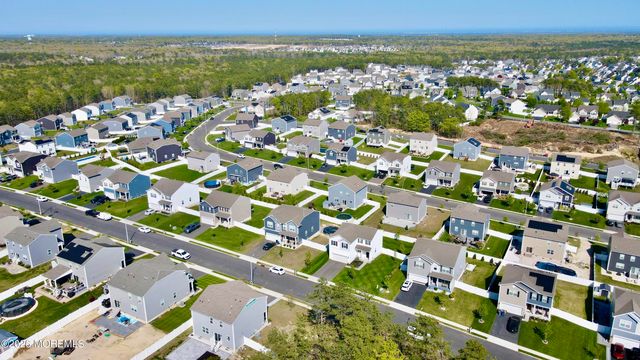 14 Wright Road, Barnegat, NJ 08005