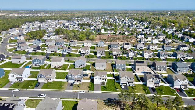 14 Wright Road, Barnegat, NJ 08005