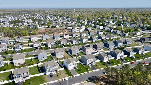 14 Wright Road, Barnegat, NJ 08005