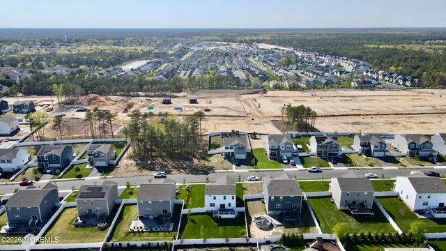 14 Wright Road, Barnegat, NJ 08005