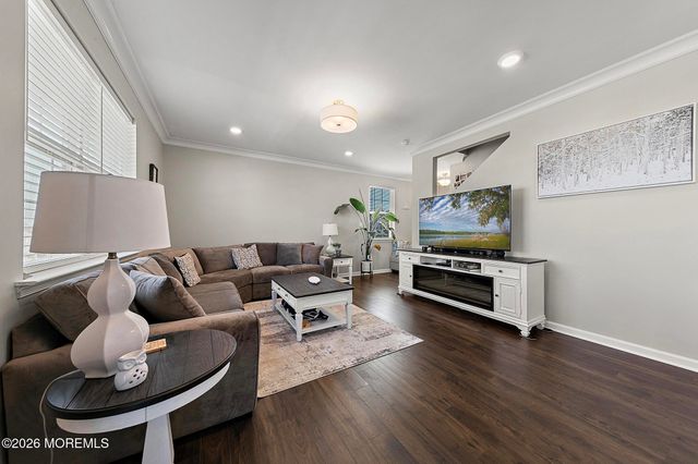 14 Wright Road, Barnegat, NJ 08005