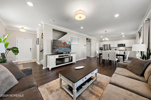 14 Wright Road, Barnegat, NJ 08005