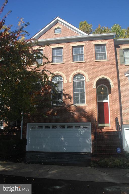 10551 TUCKERMAN HEIGHTS CIR, North Bethesda, MD 20852