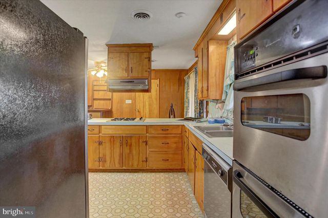 960 LEIDIG DRIVE, Chambersburg, PA 17202