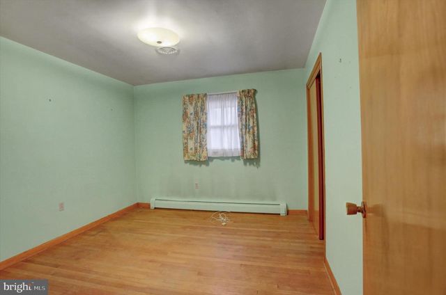 960 LEIDIG DRIVE, Chambersburg, PA 17202