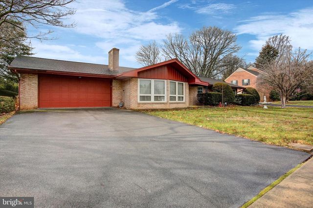 960 LEIDIG DRIVE, Chambersburg, PA 17202