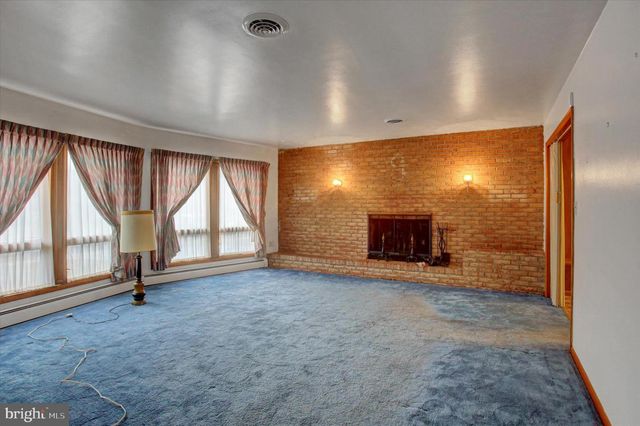 960 LEIDIG DRIVE, Chambersburg, PA 17202