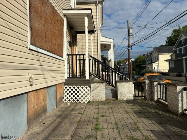 145 Ward St, City Of Orange Twp., NJ 07050