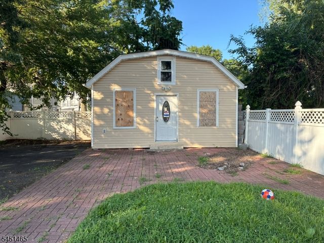 145 Ward St, City Of Orange Twp., NJ 07050