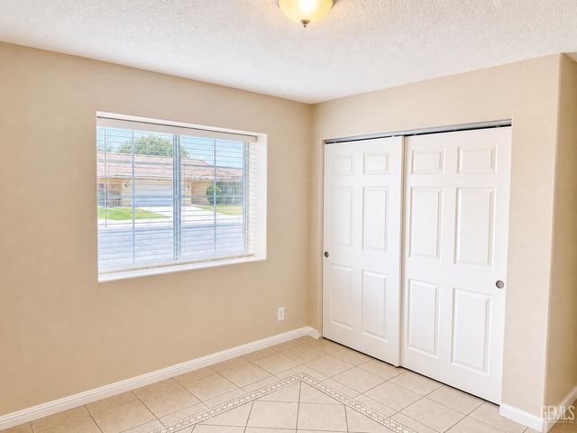 3125 Silver Spur Way, Bakersfield, CA 93312